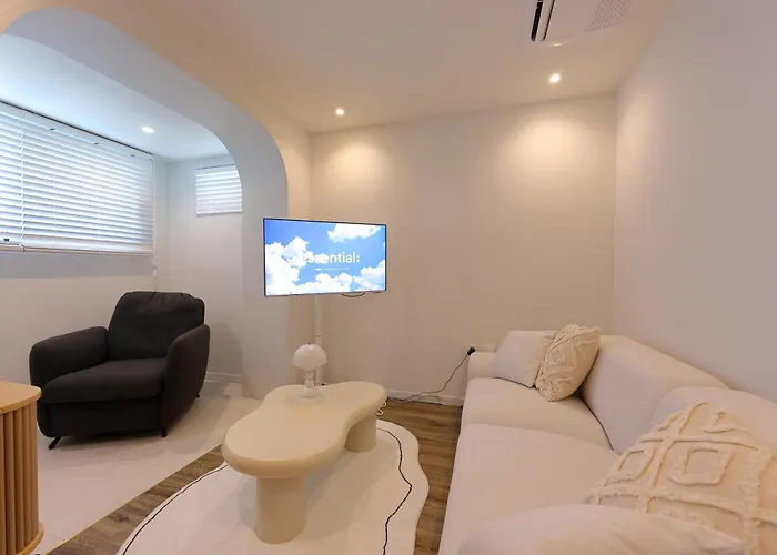 #newlyopened #seoulmate #hongdae #yeonnam Apartment Seoul