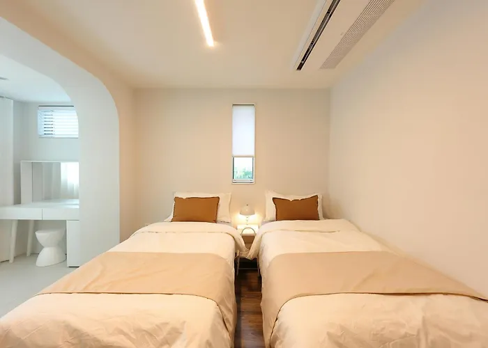 Apartment #newlyopened #seoulmate #hongdae #yeonnam *