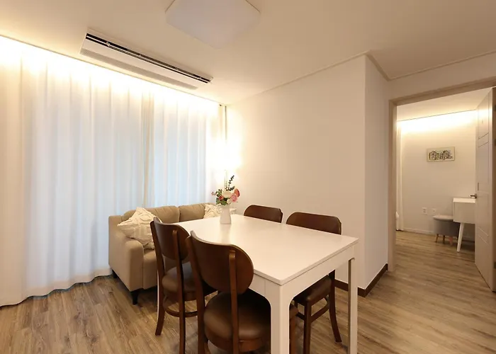 #newlyopened #seoulmate #hongdae #yeonnam Apartment
