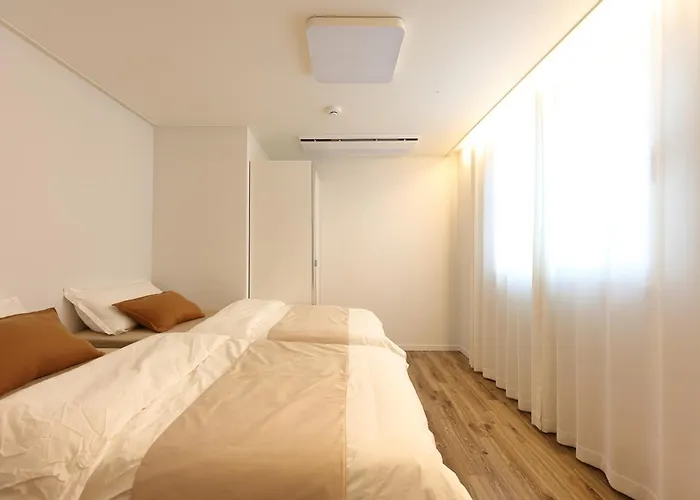 #newlyopened #seoulmate #hongdae #yeonnam Apartment